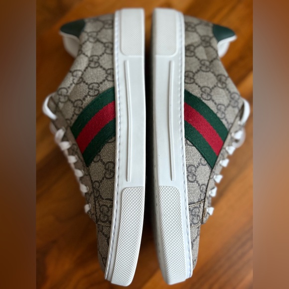 Gucci Women's Gucci Ace sneaker with Web, 
Beige and ebony Supreme,NEW - Picture 9 of 17